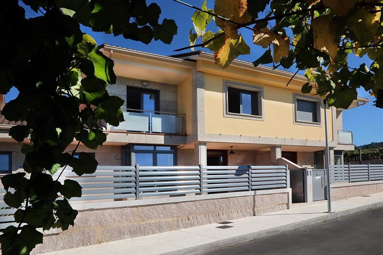 Chalet Vacacional Salnes Sur Con Piscina 坎巴多斯 外观 照片